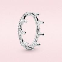 925 svarų sterlingų sidabro žiedai Princesės tiara karūna Žvilganti meilės širdelė , Papuošalai Vestuvių metinių CZ žiedai moterims Sužadėtuvių 8 white