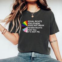 Lygios teisės kitiems nereiškia mažiau teisių jums Marškinėliai Tai ne pyragas Marškinėliai su LGBT vaivorykšte Gėjų pasididžiavimas LGBTQ T-marškinėliai L tamsiai pilka spalva