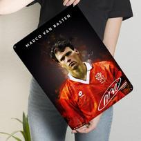 Marco Van Basten Plakatas Futbolo Žaidėjas Metalo Ženklas Estetiškas Kambario Dekoras Vyrams Individualizuotos Futbolo Skardinės Plokštės Sienos Meno Dekoro 20x30cm（7.8x11.8inch） black