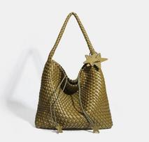 Retro Guns, The Same Hand-Woven Bag, Lazy Wind Bucket Bag, Women'S Bag, Star Pendant, Armpit Bag, No Label. length 37 width 16 height 30cm large size brown