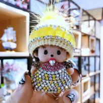 Kristalais inkrustuotas Monchhichi raktų pakabukas, megzta kepurė, audinės pakabukas, prizas iš žaidimų automato, mainų dovana Yellow gray