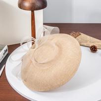 Nauja plačiabrylė prancūziška klos skrybėlaitė - Derliaus lankelis moterims arbatos vakarėliui Elegantiškas pavasaris vasara One Size white