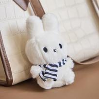 Miffy Triušio Pliušinis Raktų Pakabukas Su Minkštu Kristaliniu Velvėtu Mielai Dovanei Ir Kolekcionieriams Scarf gray