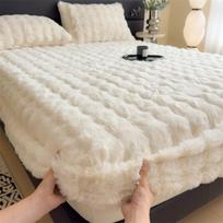Žiemos pliušinis triušio lovos sijono komplektas - Aksominis čiužinio apsauginis užvalkalas One Pair of Pillowcases white