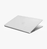 UNIQ Claro Hardshell Case, skirta MacBook Air 13 colių M2 (2022) / M3 (2024) / M4 (2025) / M5 (2026) - Matinis Skaidrus