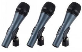 SENNHEISER 3PACK E835, mikrofonų rinkinys su 3x E835, vokalinis mikrofonas, dinaminis, kardioidinis, su mikrofonų laikikliais ir dėklais