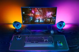 Razer Nommo V2 Pro Black 2.1 garsiakalbių sistema su belaidžiu žemųjų dažnių garsiakalbiu
