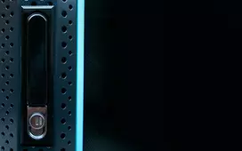 DSIT 27U 19 colių serverio spinta su grūdinto stiklo durimis, 600x800x1400 mm, juoda