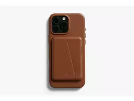 Bellroy Leather Case with Magnetic Wallet, skirtas iPhone 16 Pro Max, ruda