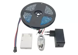 SYNERGY21 QuinLED dig2GO nešiojamas skaitmeninių LED juostų rinkinys su RGBW juosta, galios valdikliu ir maitinimo šaltiniu S21-LED-JT230011