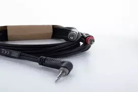 Cordial 14861 3,5 mm jack į 2x RCA audio Y-adapterio kabelis, 5 m, juodas