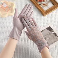 Gėlėti nėriniai UV apsaugos pirštinės, neslystančios pirštinės vasarai lauke, kvėpuojančios lietimui jautraus ekrano vairavimo pirštinės moterims L violetinė