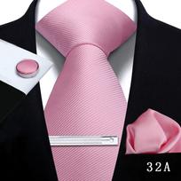 Vyriškas raudonos ir juodos juostelės ilgas kaklaraištis ir nosinaitė rinkinys vestuvėms ir banketams pink