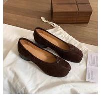 Moteriški plisuoti avikailio kanopų plokščiapadžiai slip-on balerinos batai su atskirtu pirštu 39 black