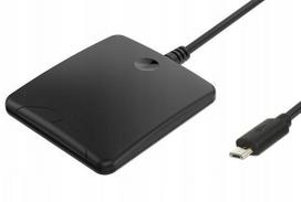 Vairuotojo kortelių skaitytuvas su micro-USB jungtimi ir programa