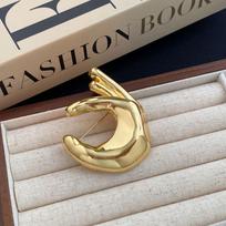 Modern Alloy OK Gesture Brooch for Men's Suits - Stylish and Versatile black