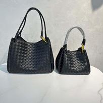 Odinė parašiuto pirkinių krepšio rankinė moteriška pintas rankinis peties crossbody daržovių krepšys didelis kelioninis mados trendas 21cm juoda