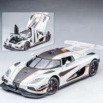 1:24 Koenigsegg ONE 1 Lydinio Automobilio Modelis Die-cast Metalinis Sportinio Automobilio Modelis Simuliacija Garsas ir Šviesa Atitraukiamas Kolekcija Vaikų Žaislas Berniuko Dovana balta