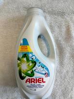 Skalbimo gelis ARIEL Universal+, 20 skalbimų, 900 ml, Vokietija