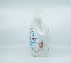 Skalbimo gelis Lenor 2in1 Sensitive, Vokietija