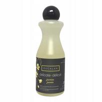 Vilnos skalbiklis Eucalan, 100 ml, jazminų kvapo