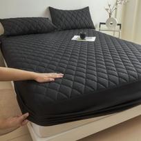 3 vnt./komplektas Vandeniui atsparus sutirštintas čiužinio užvalkalas-apsauga, Dygsniuotas čiužinio viršus, Su gumine juosta paklodė, Su užvalkalais pagalvėms only pillowcases juoda