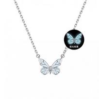 Šviečiantis drugelio apyrankė Sterlingas Reguliuojama žavesio papuošalas Moterims Mergaitėms Romantiška dovana S925 Glow-in-the-Dark Butterfly Necklace black