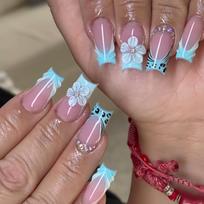 24Pcs Medium Square French Press On Nails 3D Flower Crocodile Pattern Detachable Full Cover Fake Nail Tips
