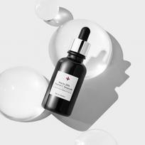 CUSKIN serumas su 20 % niacinamido, vitaminu C ir hialurono rūgštimi, 30 g