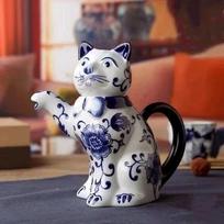 Ceramic Cat Teapot Creative Blue and White Porcelain Cat Kettle Home Desktop Decoration Ornament Multifunctional Vase Coffee Pot blue