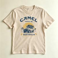 Retro Australija Outback Kupranugarių Trophy 1986 Visureigis Grafinis Marškinėlis Vintažinis Safario Nuotykis Laisvalaikio Viršus Unisex Medvilniniai Viršutiniai Drabužiai L beige