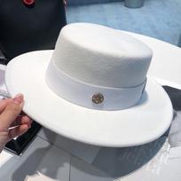Fedoros skrybėlės moterims Plokščias viršus Madingos Elegantiškos Bowler suknelių kepuraitės Panama Bažnyčios Vestuvių Juostelė Juosta Skrybėlė Vyriškos Veltinės Džiazo Skrybėlės 56-58cm gray