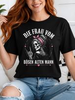 Bose Alte Frau Skeleton Unisex With Red Peace Signs Birds And Bold Vintage Lettering Unisex All Unisex All TShirt 4XL brown