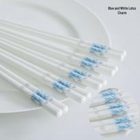 Eco-friendly Non-slip Ceramic Chopsticks: Easy-to-Clean, High Temperature Resistant, and No Mildew Three pairs white