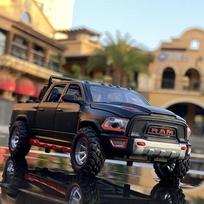 Nauja 1:32 Dodge Ram TRX Pikapas Lydinio Automobilio Modelis Die-cast Žaislas Bekelės Transporto Priemonė Garsas ir Šviesa Atitraukiamas Simuliacinis Vaikų Žaislas Berniuko Dovana juoda
