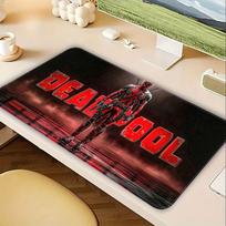 Marvel Deadpool Šauni pelės kilimėlis Stalo aksesuarai Žaidimų konsolės kilimėlis Klaviatūros pelės kilimėlis Biuro kilimėlis Kompiuterio nešiojamojo kompiuterio kilimėlis Atsparus vandeniui 800x400x2mm red