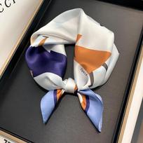 53cm Gryno Šilko Skara Moteriškos Kvadratinės Skaros Foulard Plaukų Juostelės Ponios Prabangus Dizainerio Moteriškas Bandana Kaklo Skarelė Kaklajuostės Bandana Hidžabas 53X53CM black