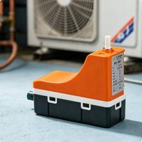 Kondensato purškimo siurblys Kompaktiškas su talpykla Taupantis vietą Klimato valdymui Rs-36c