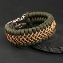 Rankų darbo 7 gijų Paracord apyrankė vyrams - Lauko išgyvenimo stovyklavimas Avarinė virvės apyrankė Vintažinio stiliaus papuošalas Žygio dovana 21cm žalia