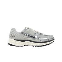 Nike Air Zoom Vomero 5 Photon Dust Metallic Silver Moteriški sportbačiai Chrome Gridiron Sail FD0884-025 38 gray