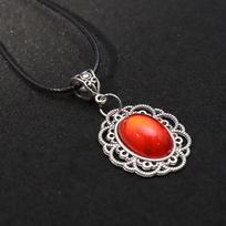 European & American Retro Vampire Ruby Leather Pendant Necklace – Dark Subculture Women's Jewelry black