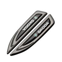 Automobilio lipdukai 2 vnt. Automobilio 3D nerūdijančio plieno kėbulo sparno šoninės dekoratyvinės lipdukai Skoda SCALA Kami Superb Octavia Fabia Kamiq Kapoq Kod