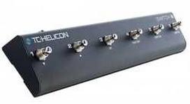 TC Helicon Switch-6 – vokalo / gitaros procesoriui skirtas kojinis valdiklis
