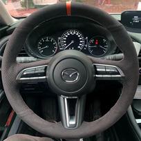 Rankomis siūta neslystanti juoda natūralios odos automobilio vairo apdangalas, skirtas Mazda CX-30 CX30 2020-2023, Mazda 3 Axela 2020-2022