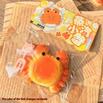 Little Crab Press-and-Release Relaxation Toy - Simulated Crab Shape Stress Relief Tool - Cute Desktop Decoration Item