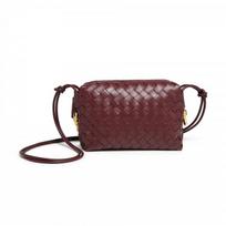 Mini pintas crossbody rankinė-kamera moterims, minkštos PU odos, didelės talpos, miesto stiliaus, su užtrauktuku 23 x 9 x 16 cm vyno raudonos spalvos