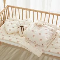 A klasės vaikiškas darželio patalynės komplektas: Pledas, Antklodė ir Pagalvė Pillow 25*46CM beige