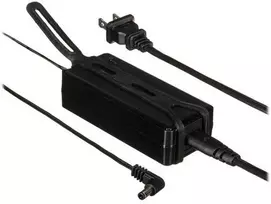 Maitinimo šaltinis Nanlite 15V 2A adapteris su kabeliu (PA-15V2A)