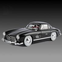 1:18 Benz 300SL Didelio tikroviškumo metalinis modelis Automobilis Puiki namų puošmena Darbalaukio ekrano puošmenos Automobilio centrinės konsolės papuošalai Žaislas sidabras