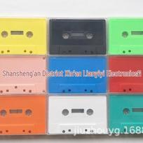 Spalvota dekoratyvinė kasetė - 30/60/90 minučių įrašymui anglų kalba Green Blank Tape